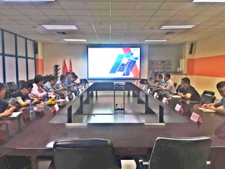 中科院海岸带钻研所辅导专家一行到尊龙集团官网软件调查